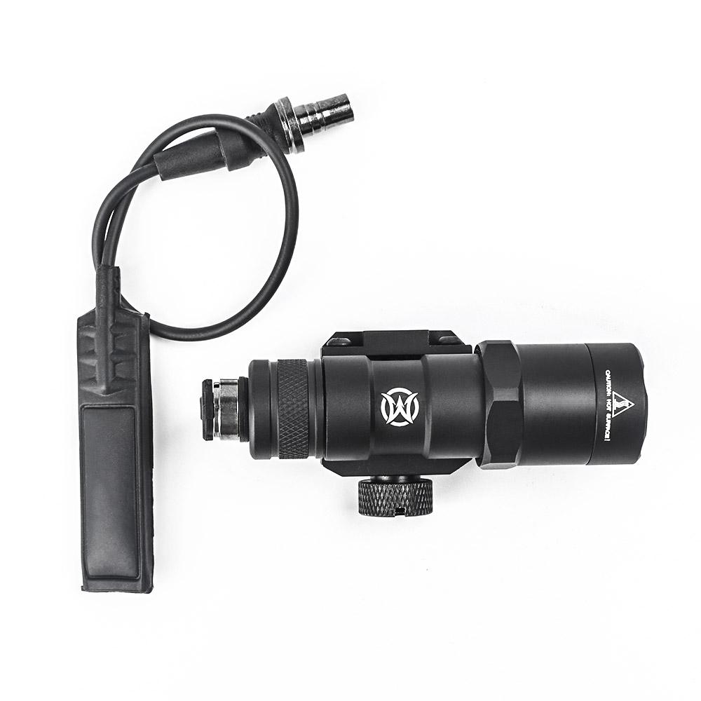 WADSN M300B MINI SCOUT asevalo, 2 kytkintä - musta