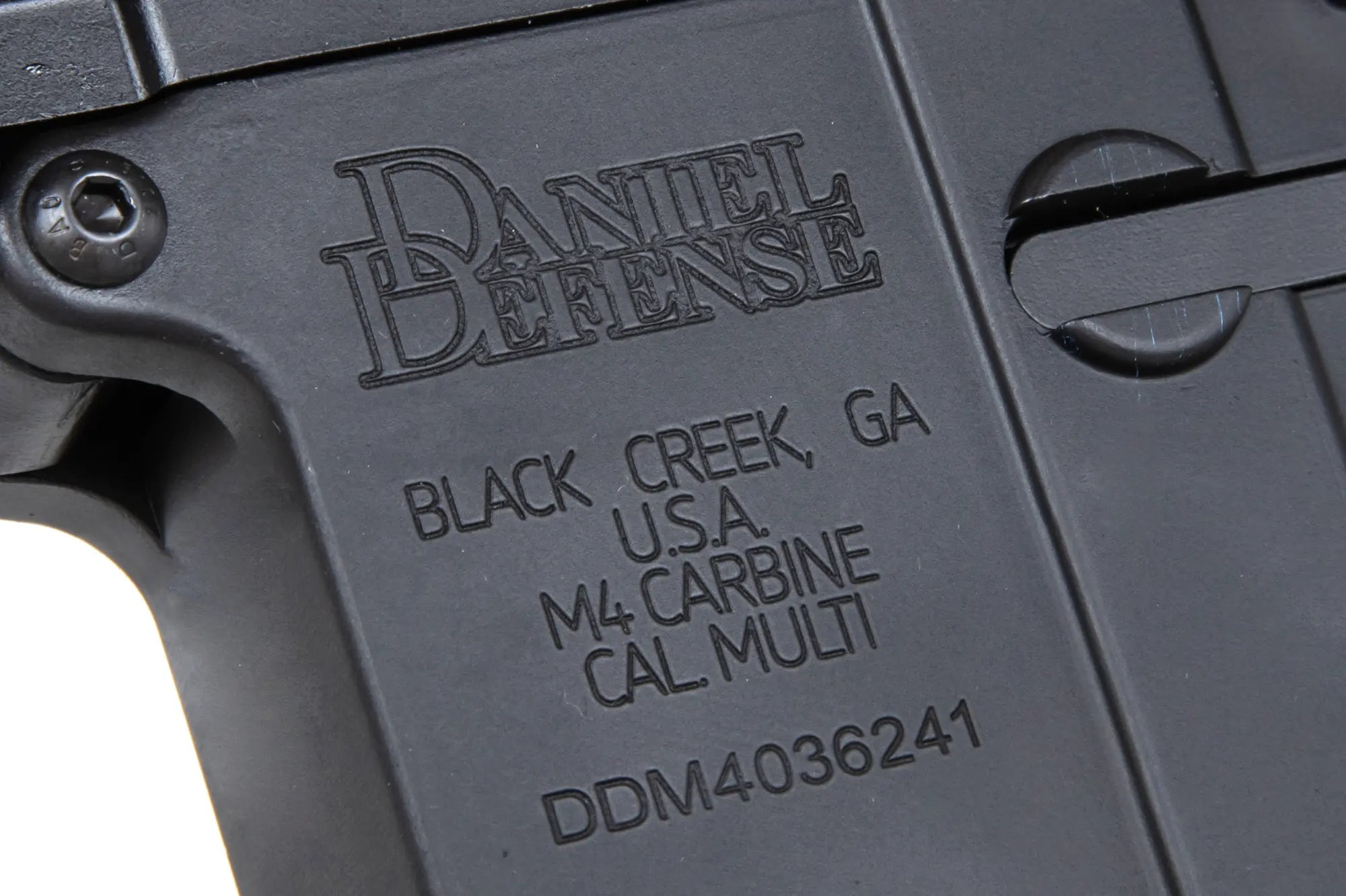 Daniel Defence RIS III 12.5'' SA-P28 Prime Aster II ETU harjattomalla moottorilla - musta