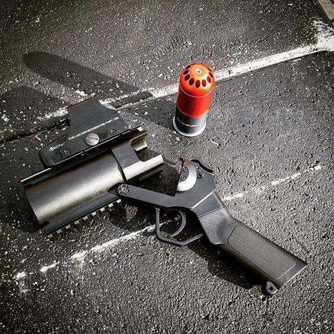 M052 40mm pistol-style grenade launcher, pirate pistol