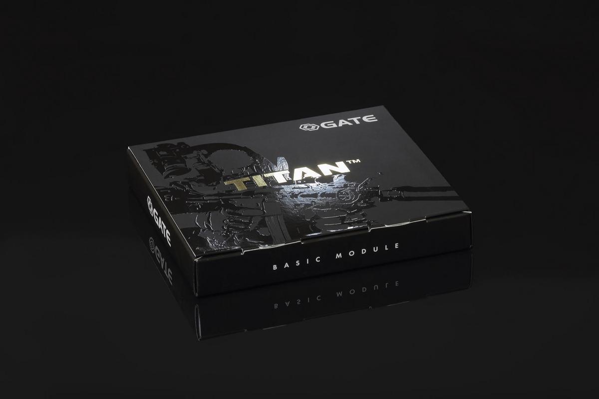 TITAN V2 NGRS Expert MOSFET-/mikrokontrolleriyksikkö (johdotus taakse)