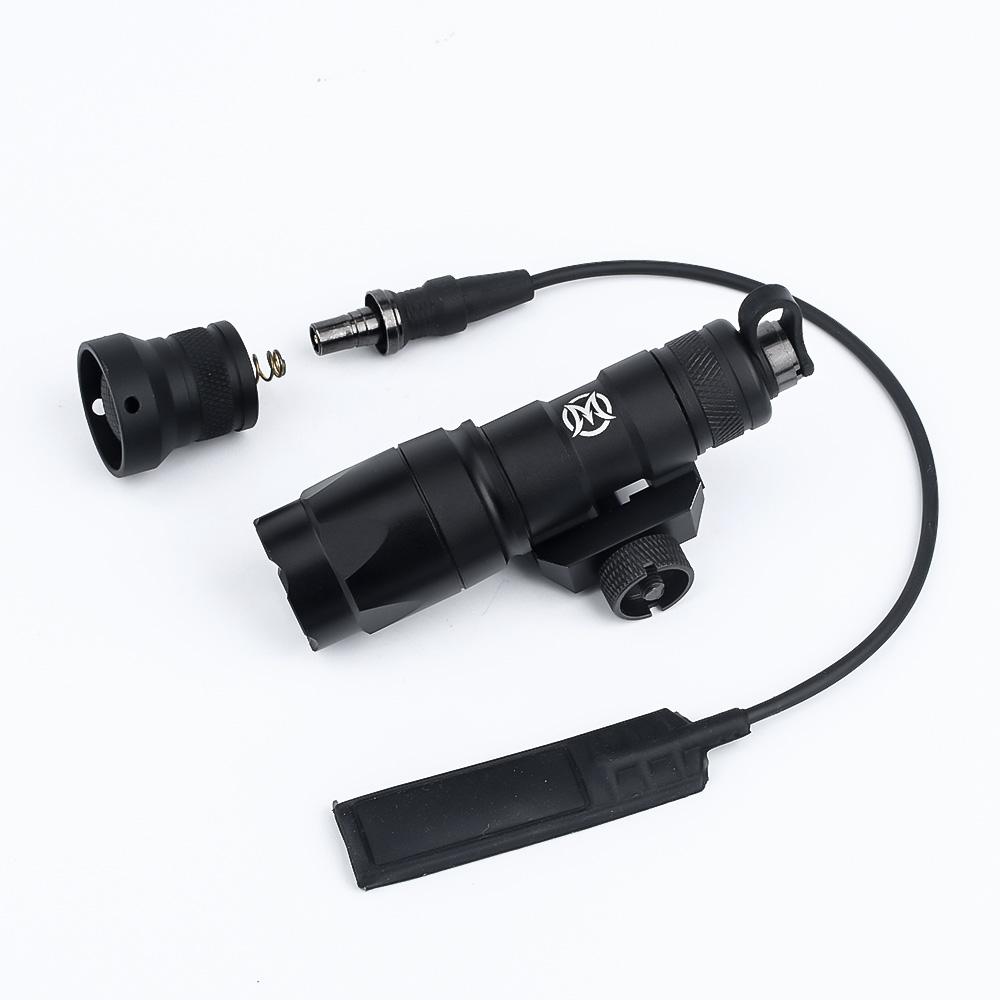 WADSN M300A MINI SCOUT asevalo, 2 kytkintä - musta